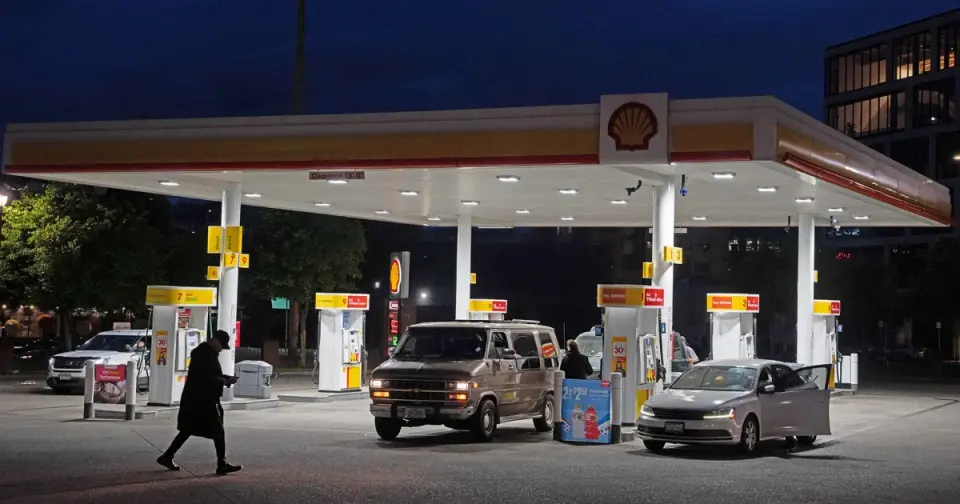 Oil surge, higher yields weigh on markets as Iran tensions persist