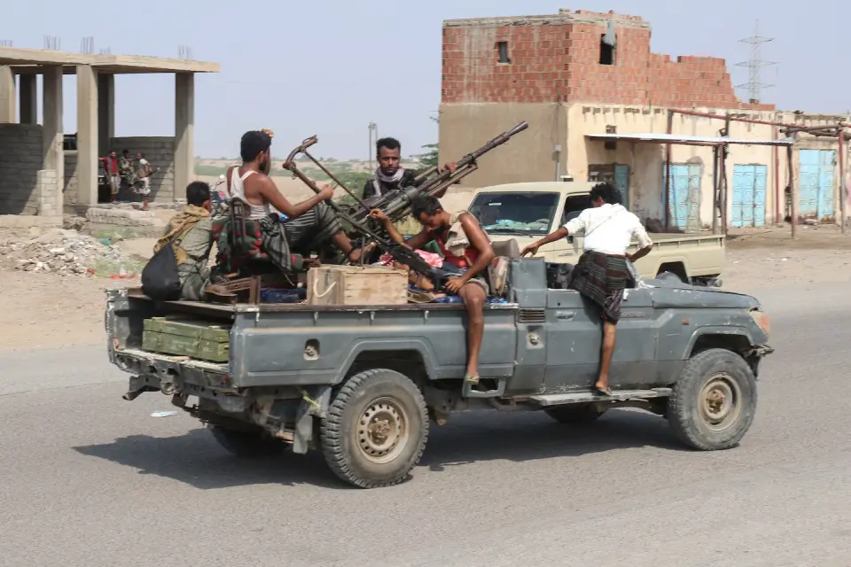 Houthis seize Bab al-Mandab, but holding the 'Gate of Tears' proves logistically difficult