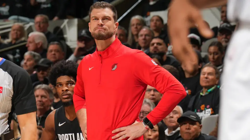 Bulls Hire Tiago Splitter to Lead Post-Donovan Era