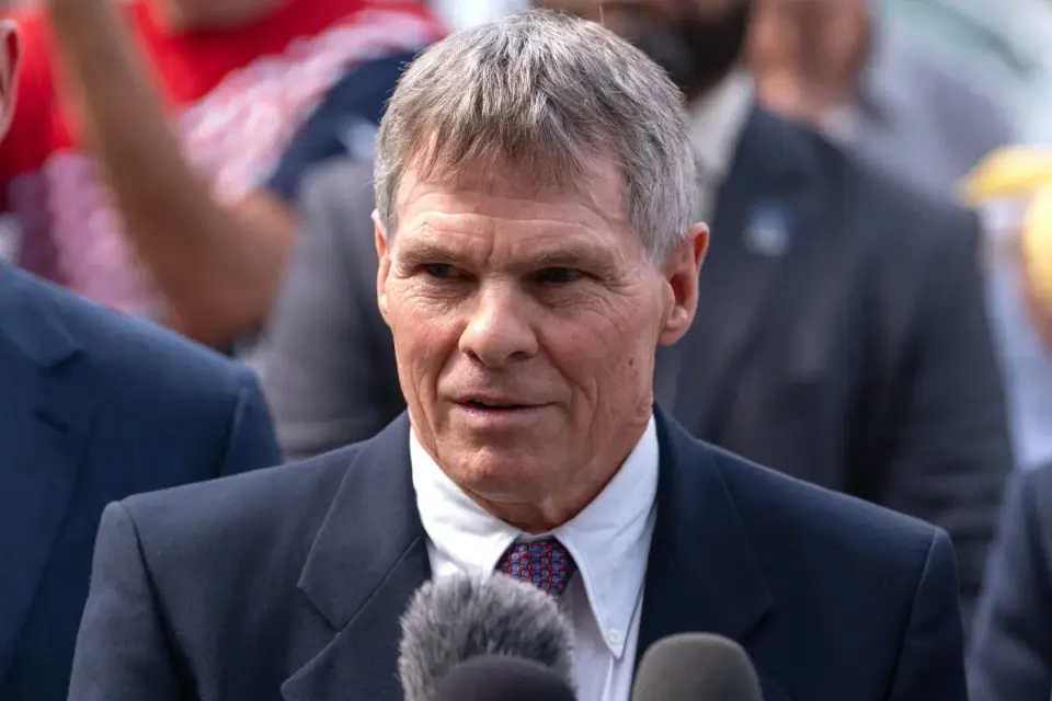 DOJ Watchdog Declines to Investigate Reflecting Pool Case, Lawyers Report