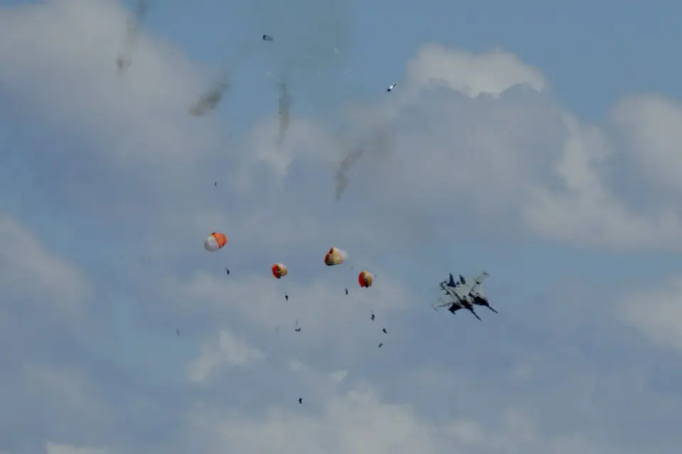 Idaho air show midair crash prompts safety review after four eject