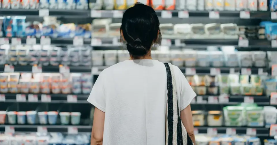 Inflation Erodes Pay, Consumers Tighten Their Belts