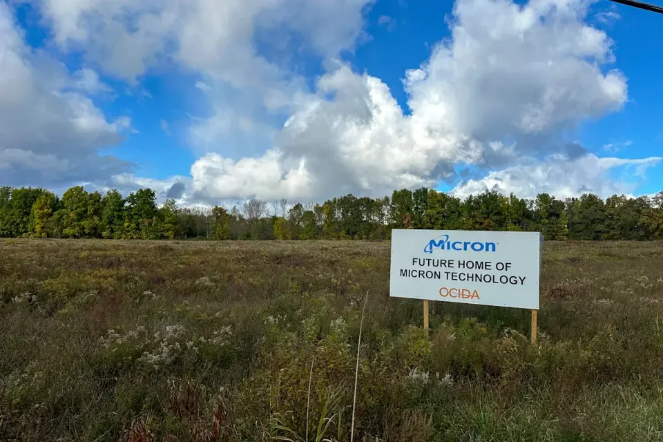 Micron’s Record Margins Mask a Deepening Memory Crunch