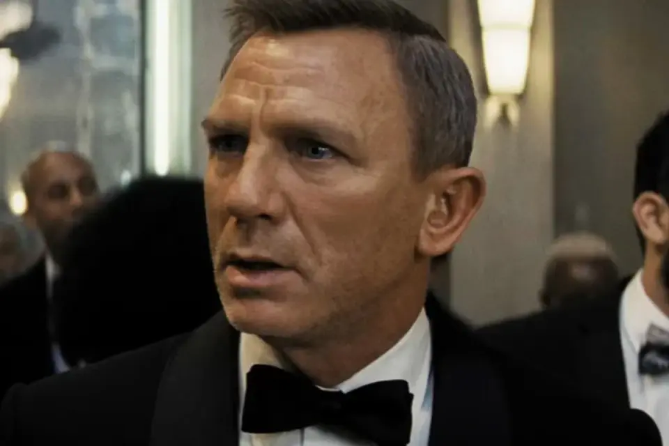 Bond Script Gets Easier After Casting Reveal, Knight Says