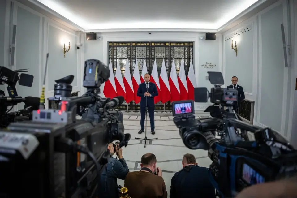 Polish ex-lawmaker returns state medal in protest of Zelensky honor revocation