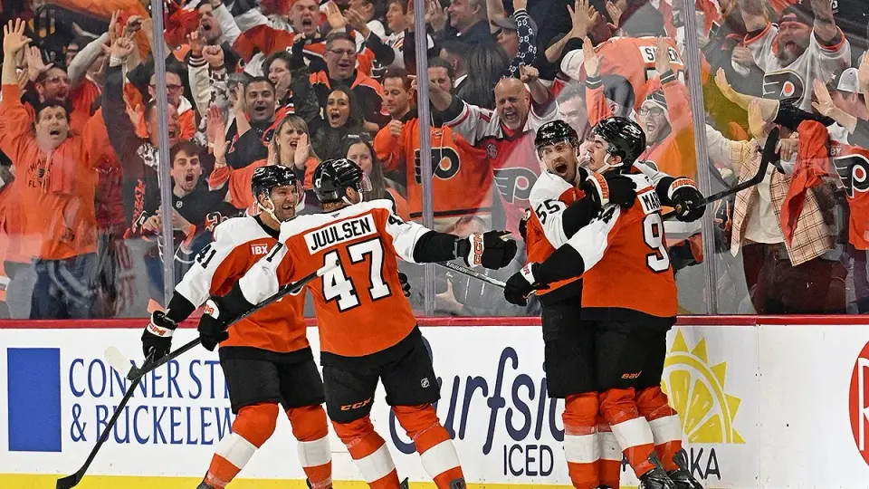 Philly’s playoff roar lifts Flyers to 3-0 series lead with 5-2 win over Penguins