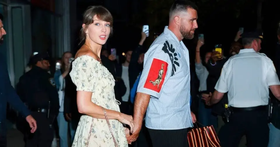 Taylor Swift Dials Up Spring Romance in a $348 Doen Floral Midi
