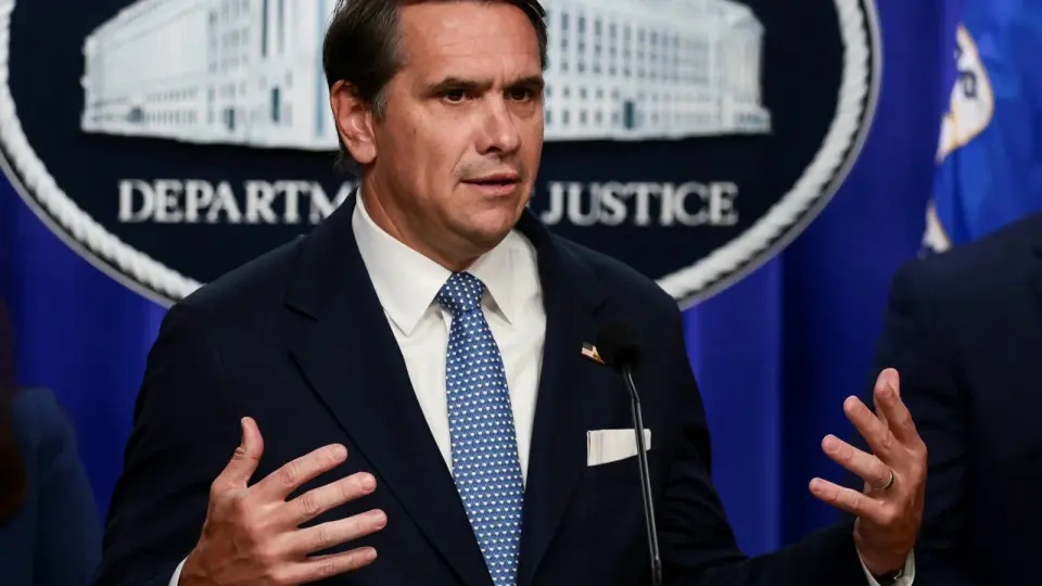 Judge presses for sworn pledge to block $1.8B anti-weaponization fund as DOJ resists