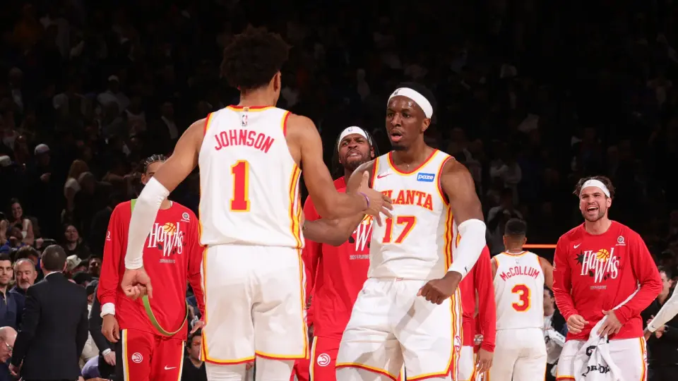 Hawks rally to steal a win at MSG, knotting the series