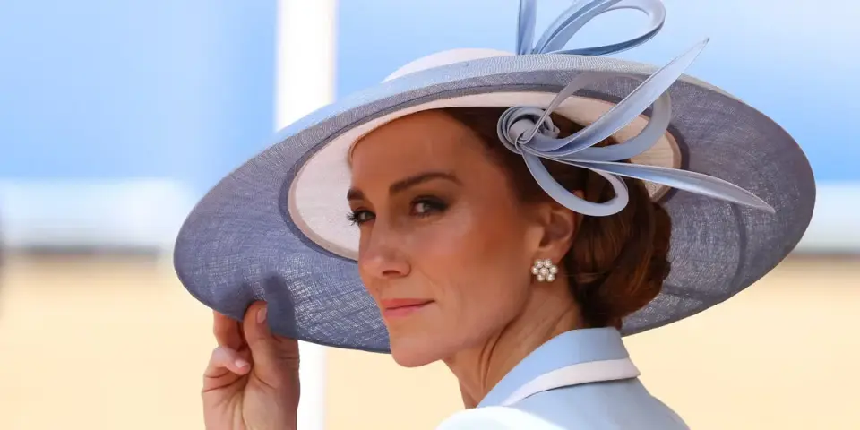 Kate Advocates Calm Strategy as Sussexes Move Back to England