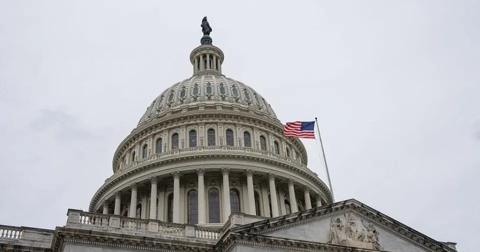 GOP Fractures Over DOJ 'Anti-Weaponization' Fund Stall Immigration Funding Push
