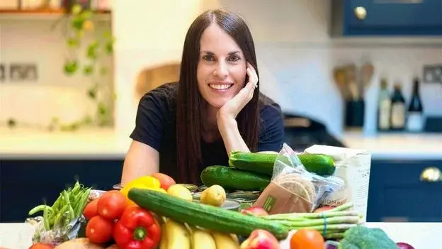 BBC Correspondent Finds 30-Plant Weekly Diet Easier Than Expected