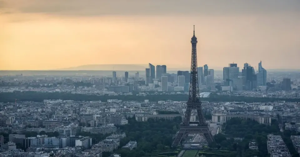France’s Debt Crisis Sparks Eurozone Contagion Fears