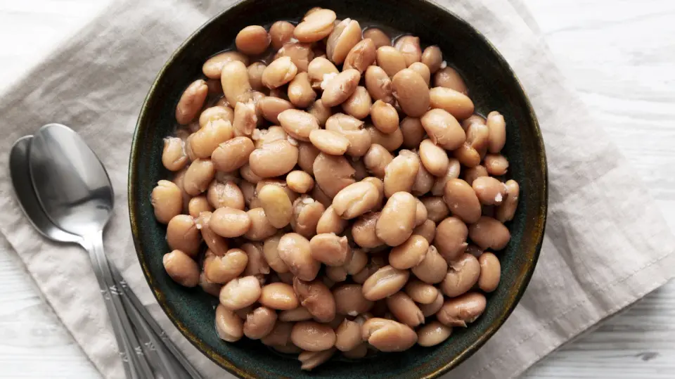 Canned vs. Dried Beans: Similar Nutrition, with a Sodium Hint