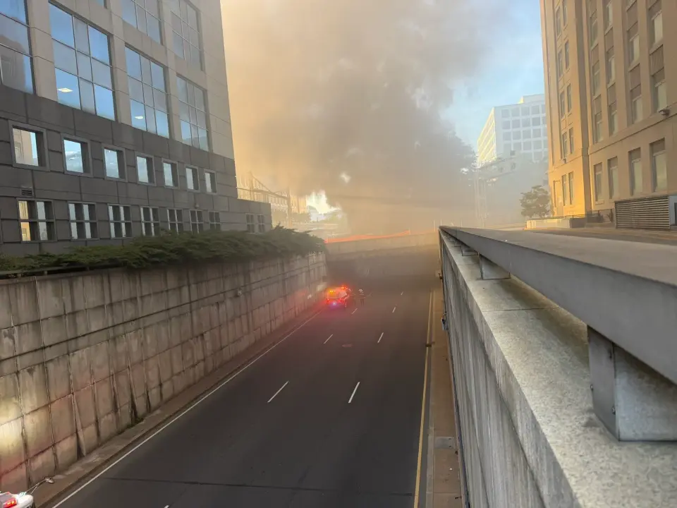 DC's 9th Street Tunnel Reopens After Bus Fire