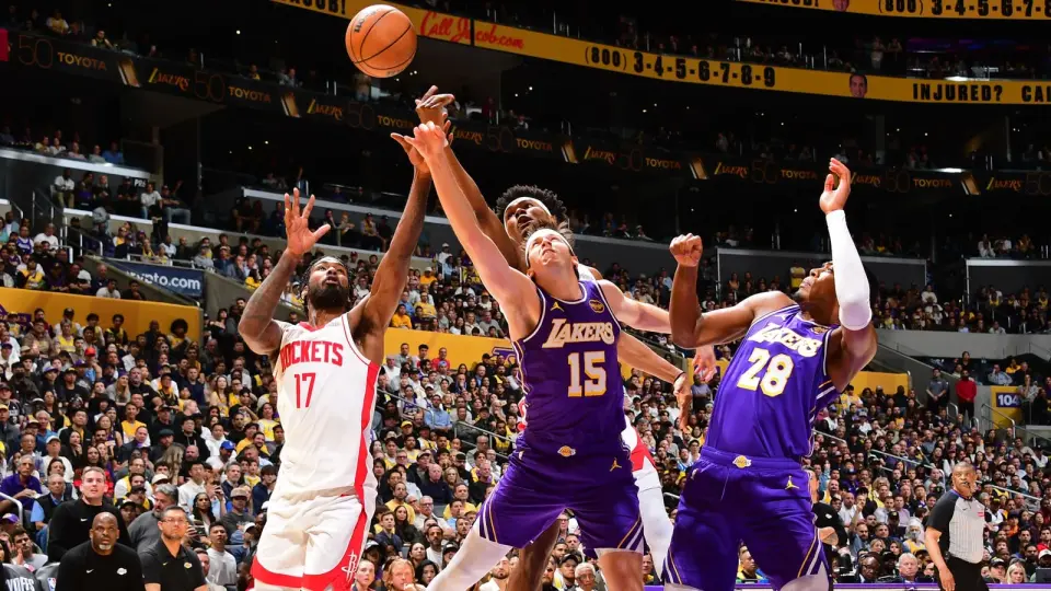 Lakers sale could push NBA valuations to fresh highs