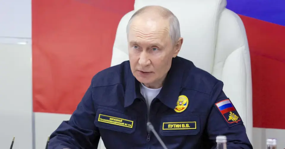 Putin Expands Women’s Enlistment Amid War Strains