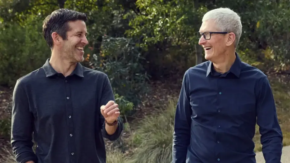 John Ternus Takes Apple CEO Seat, AI and Services on the Horizon
