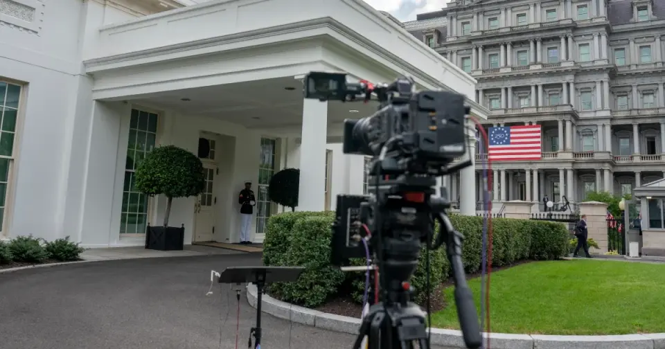 Access ban sparks clash over press freedoms at the White House