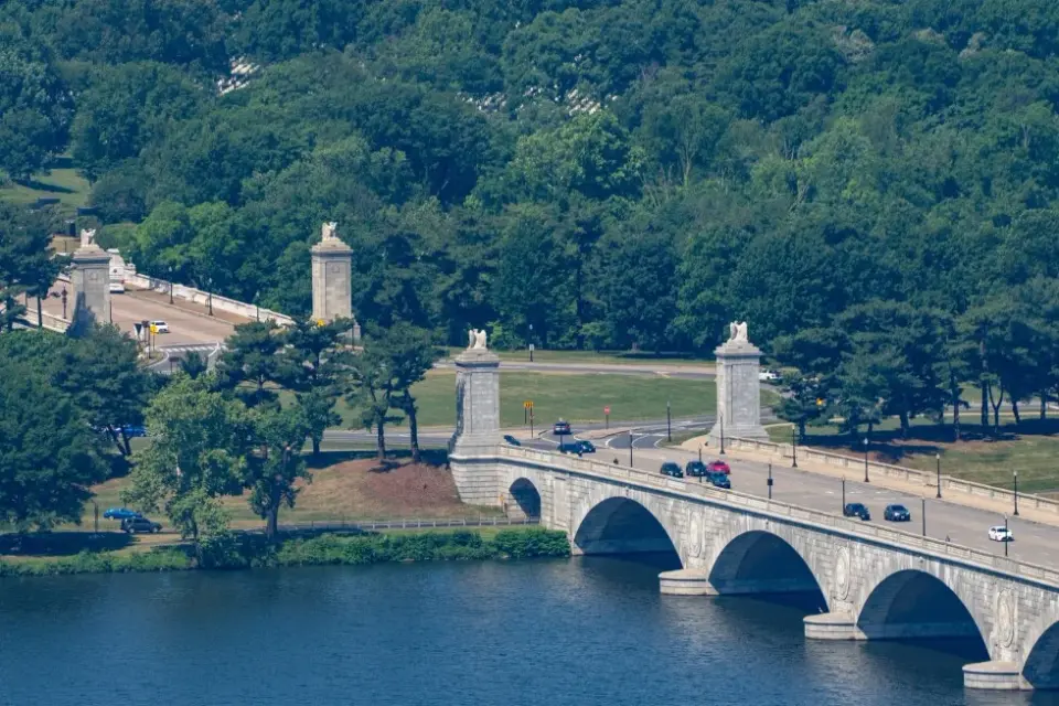 Unceasing build planned for Trump’s Washington arch to mark the 250th anniversary