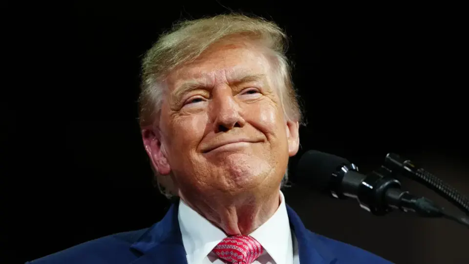 Trump Highlights Select Grocery Price Drops as Inflation Hits 3.7%