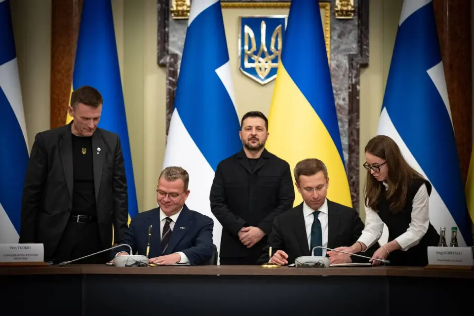 Ukraine Signs €300M Deal with Finland to Diversify Satellite and Rail Infrastructure