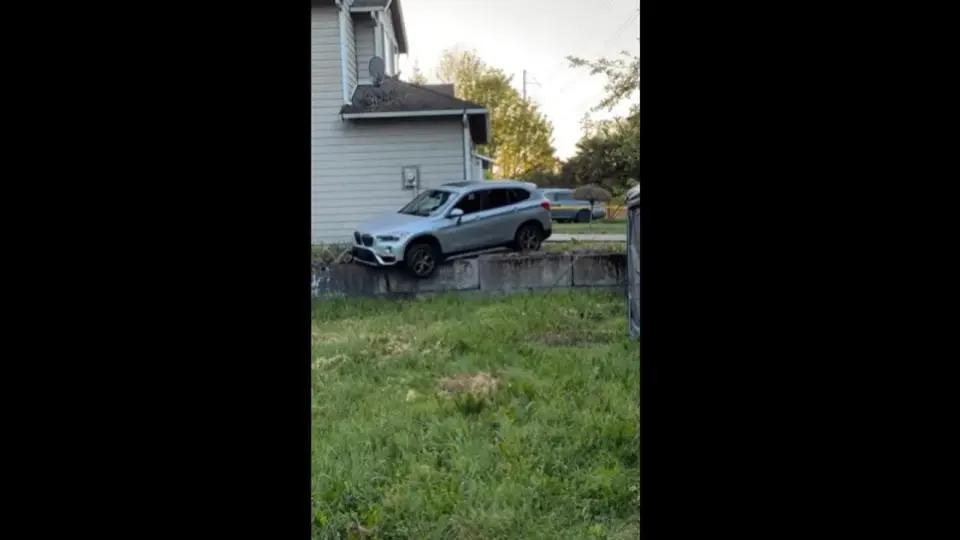 Tacoma officer-involved shooting suspect remains at large after crash