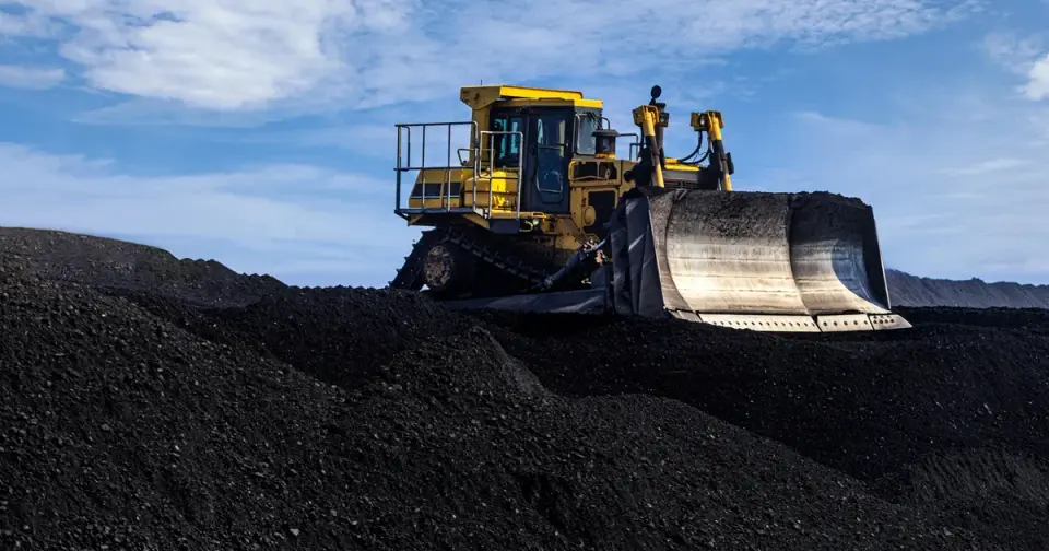 Trump launches $700M coal push with new plants and Oakland export terminal