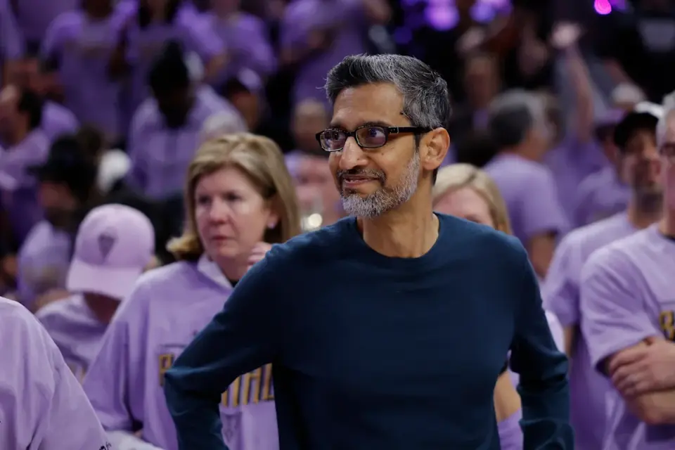 Alphabet Earnings Face AI Spending Scrutiny Without Founder Tax Hurdles