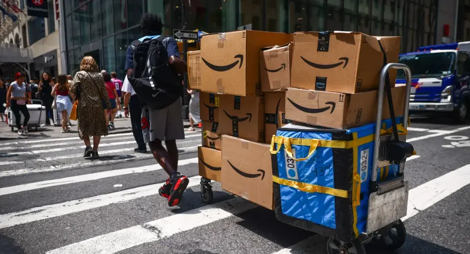 NYC in a labor showdown: Mamdani vs. Amazon over delivery workers