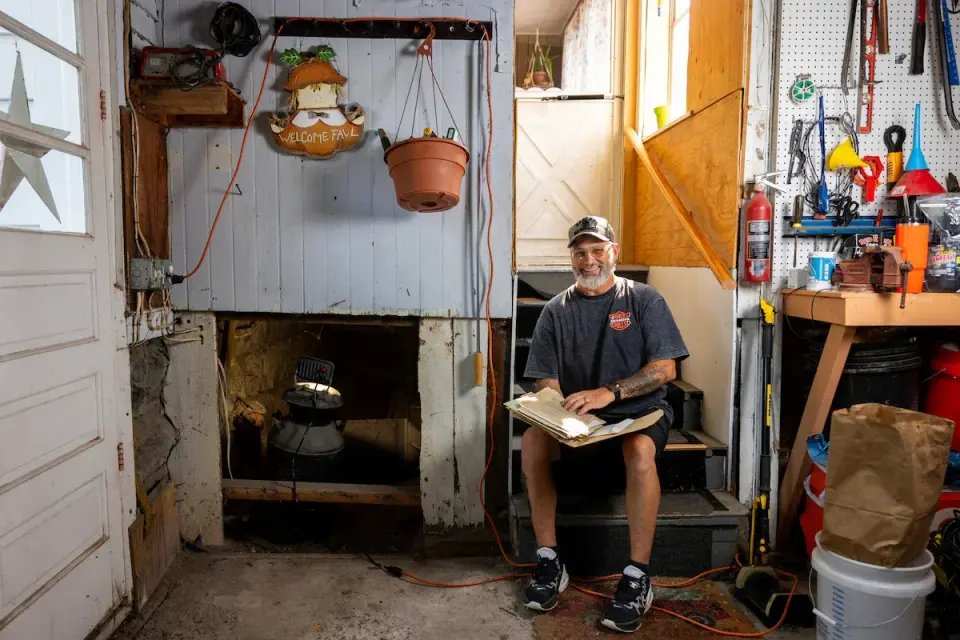Garage cleanup in New York uncovers lost WWII POW testimonies for National Archives