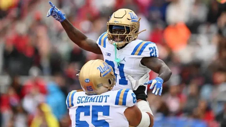 Weather and Offensive Struggles Define Week 6 College Football Slate