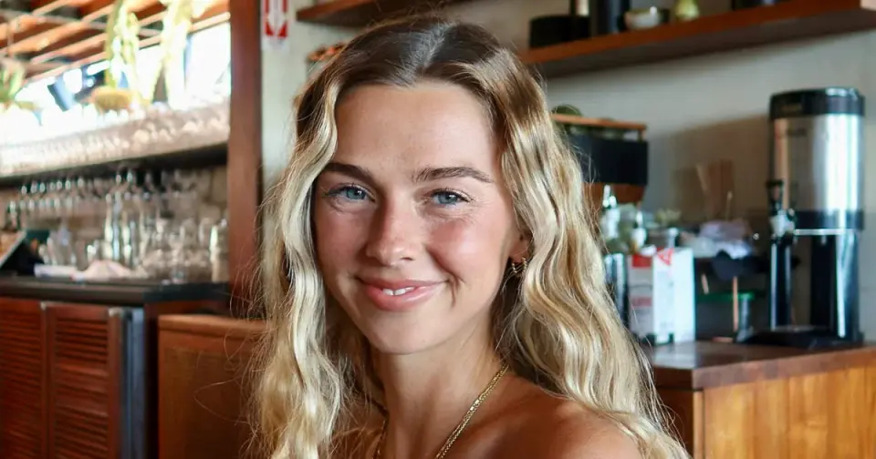 Influencer Sydney Towle, 26, Dies After Battle With Rare Bile Duct Cancer