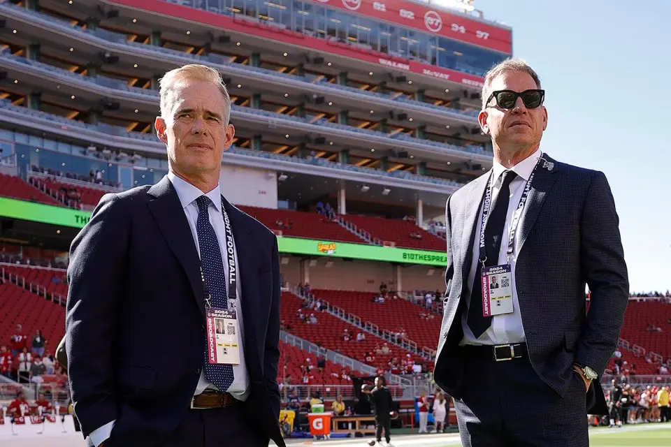 ESPN’s $165M Broadcasting Duo Fractures as Joe Buck Signs Extension, Leaving Troy Aikman Unsigned