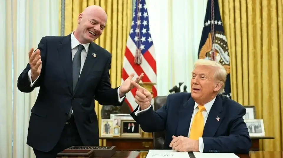 Trump warns FIFA: oust Infantino at your peril