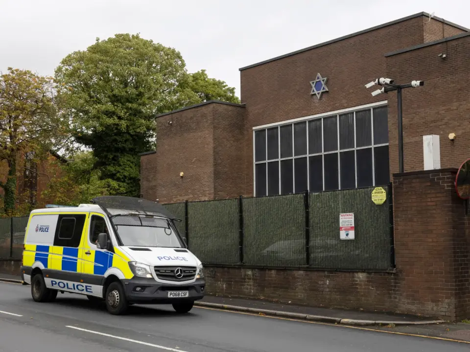 UK Charges Two Iranians Over Foiled Chlorine Bomb Plot Against Manchester Jews