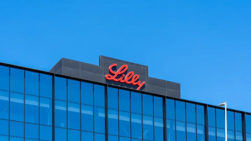 Lilly’s next-gen obesity drug shows weight loss potential but safety signals need more data
