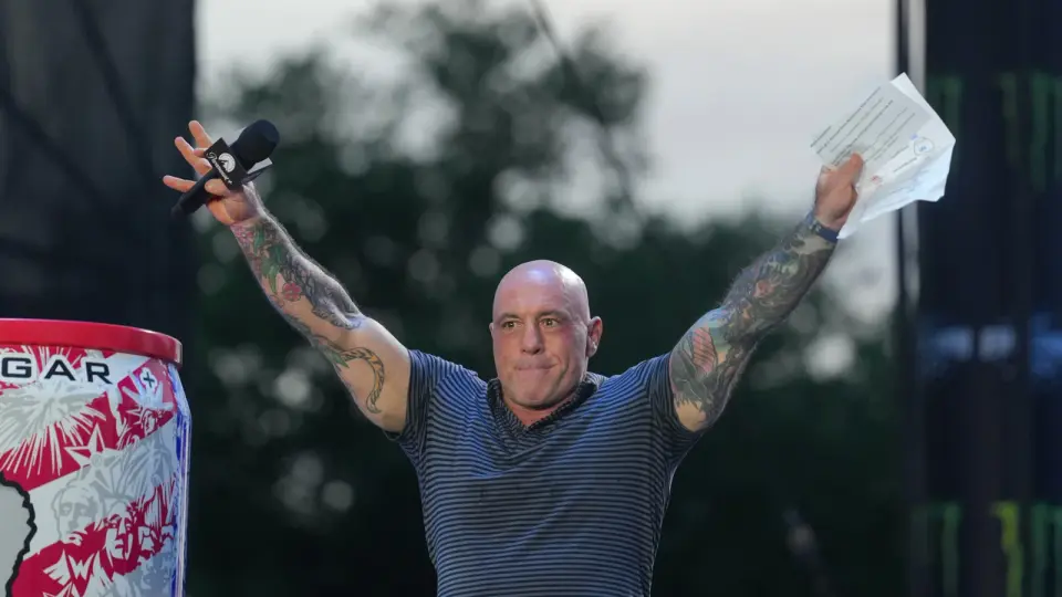 Rogan questions Trump’s Iran-war decision