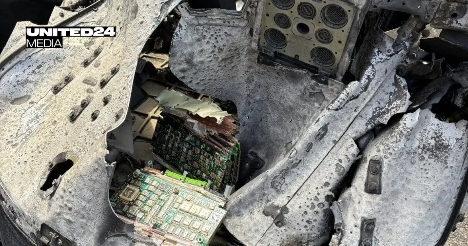 Oreshnik MIRV Exposed: Inert Payloads Reveal 36-Submunition Design in Ukraine Strike