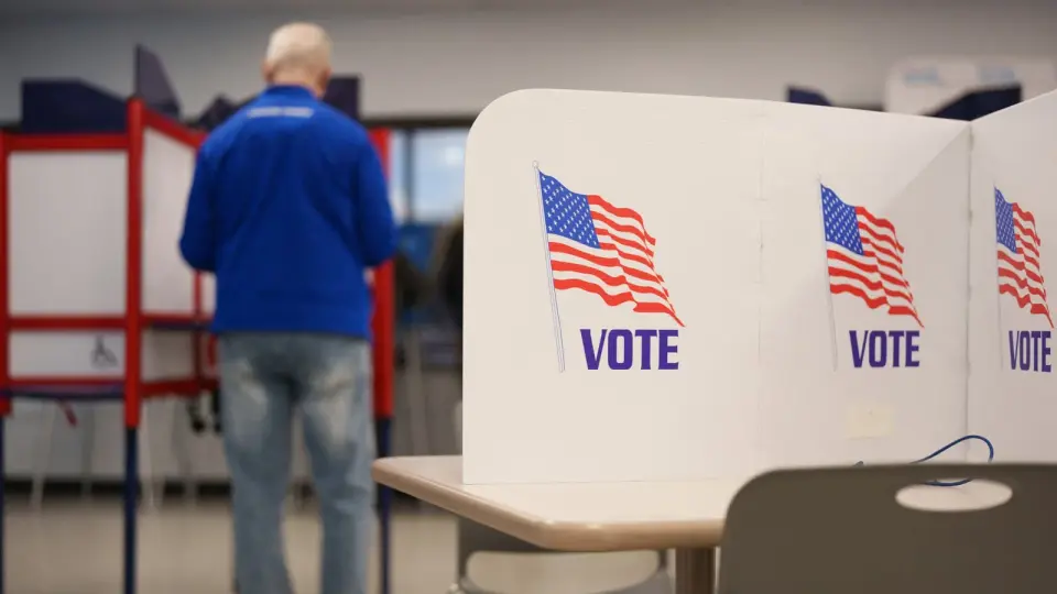 Midterm voters split between fear of unchecked Trump power and DSA-led progressive shifts