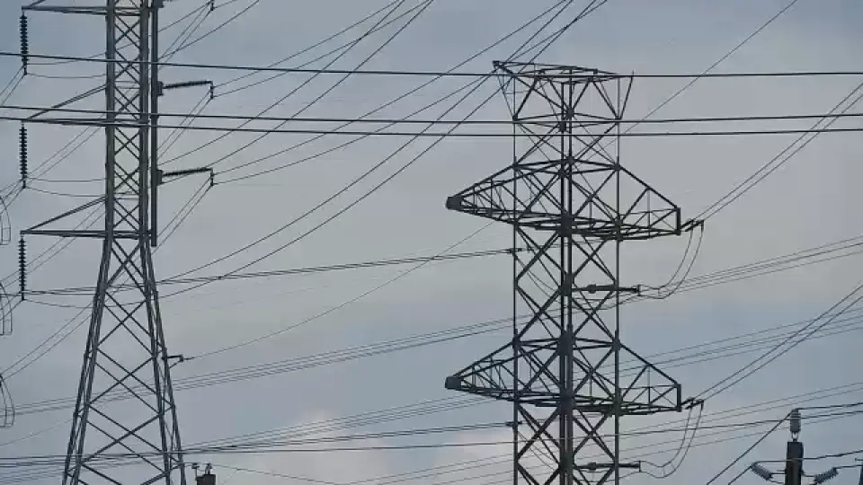 Entergy deploys 1,500 workers to restore power for 70,000 customers after Edouard landfall
