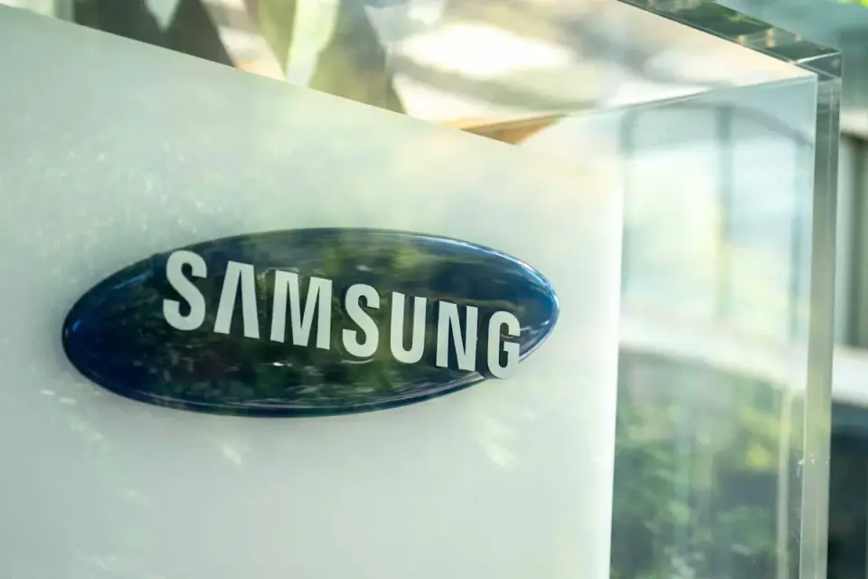 Samsung's Record Q3 Profit Misses Hype, Triggering Memory Sector Sell-Off