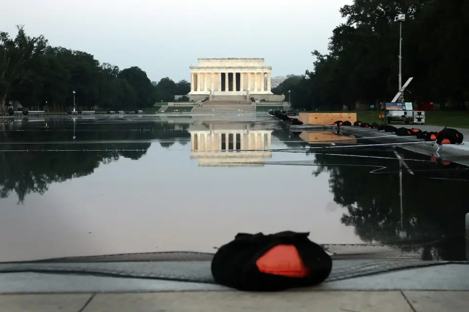 Ex-Olympian indicted over Reflecting Pool vandalism at Lincoln Memorial