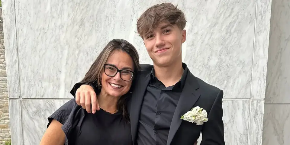 Breathless to Breakthrough: A Non-Smoking Mom Defies Stage 4 Lung Cancer