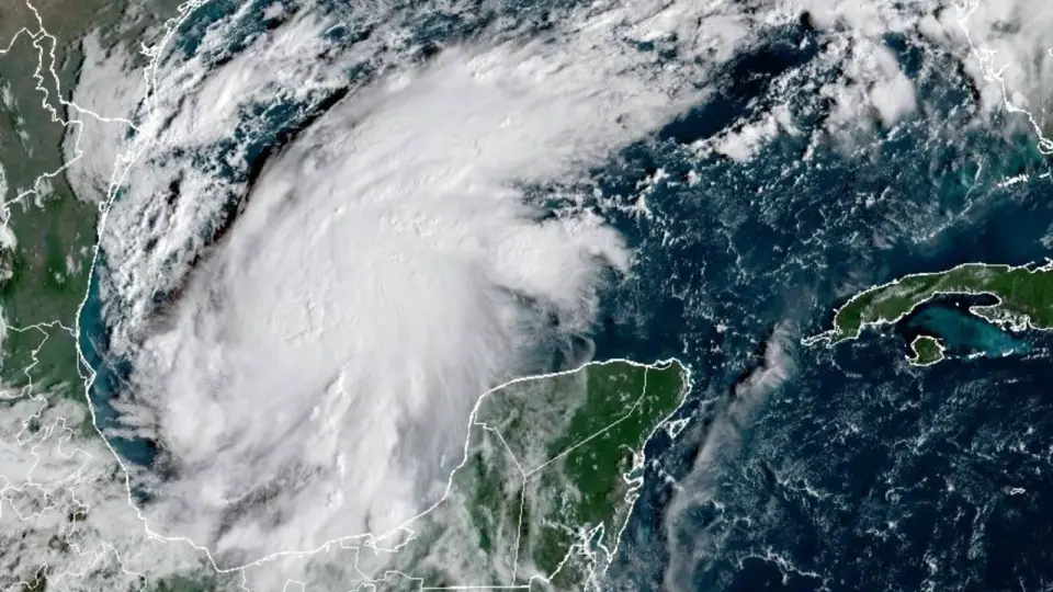 Isaias hits Gulf Coast as hurricane, triggering emergency orders and oil production losses