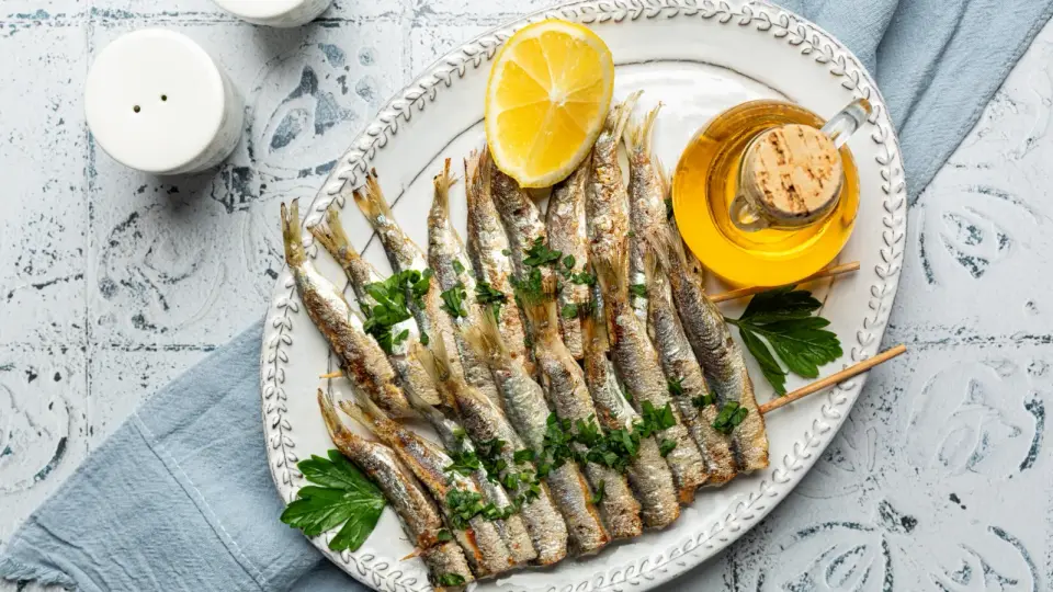 Nutrient-dense sardines offer heart benefits but pose risks for gout and high blood pressure