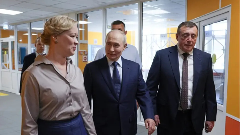 Putin's first Kuril visit sparks Tokyo protest over disputed isles