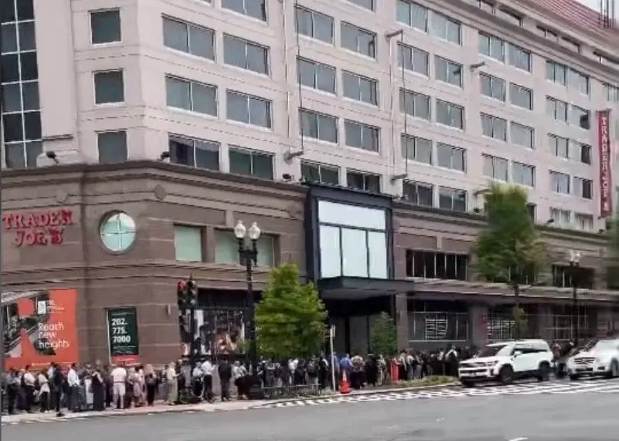 Red Line Woes Signal Rough Commuting Months Ahead