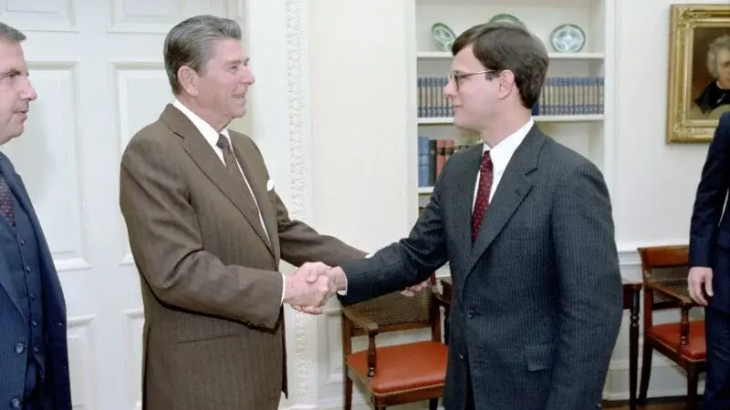 Roberts' decades-long push overturns Humphrey's Executor to expand presidential power