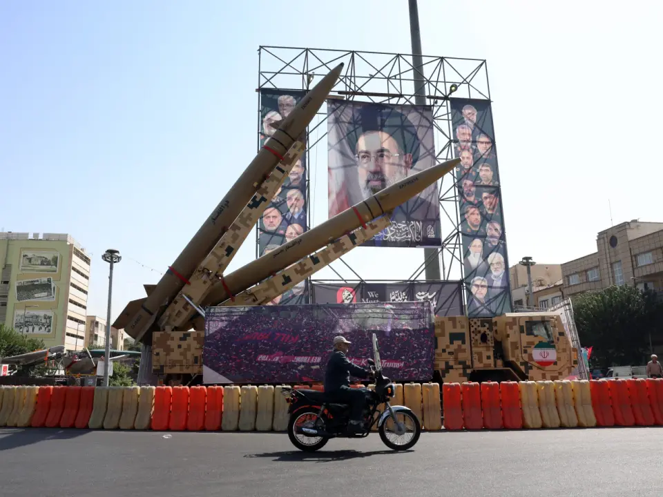 US Pulls Diplomats from Gulf as Intel Memo Warns of Advanced Iranian Plots